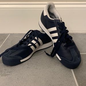 Addis’s women’s shoes size 6